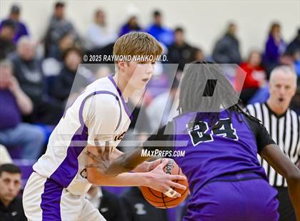 Thumbnail 3 in Muncie Central @ Guerin Catholic photogallery.