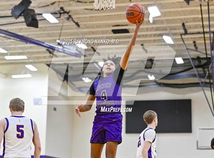 Thumbnail 3 in Muncie Central @ Guerin Catholic photogallery.