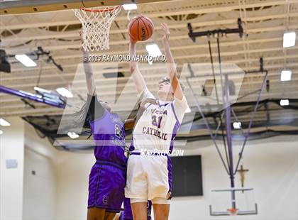 Thumbnail 2 in Muncie Central @ Guerin Catholic photogallery.