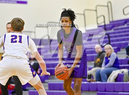 Thumbnail 3 in Muncie Central @ Guerin Catholic photogallery.