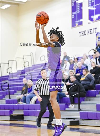 Thumbnail 3 in Muncie Central @ Guerin Catholic photogallery.