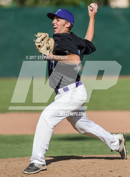 Thumbnail 1 in Tokay @ Lodi photogallery.