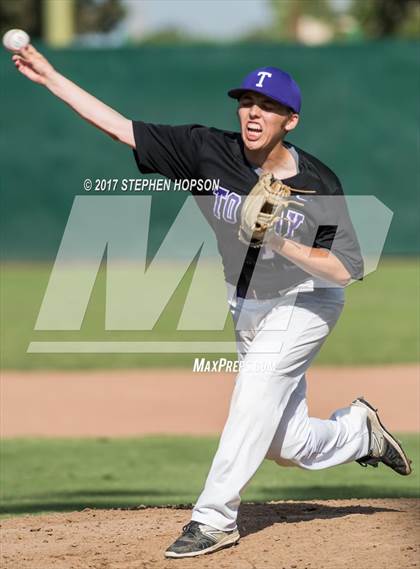 Thumbnail 2 in Tokay @ Lodi photogallery.