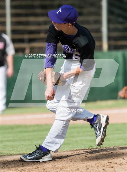 Thumbnail 1 in Tokay @ Lodi photogallery.