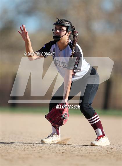 Thumbnail 2 in Wheat Ridge vs. Silver Creek (CHSAA 4A Quarterfinal) photogallery.