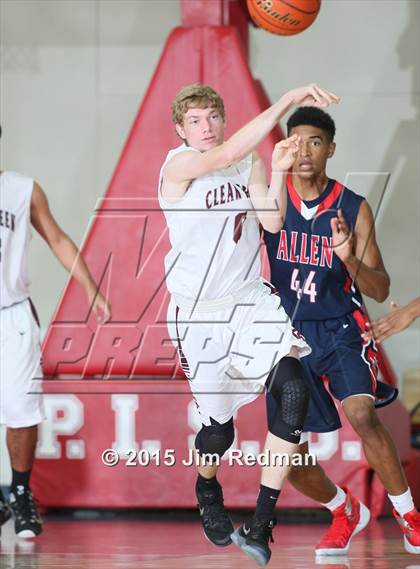 Thumbnail 1 in Clear Creek vs. Allen (McDonald's Texas Invitational) photogallery.