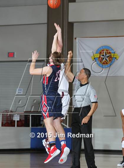 Thumbnail 1 in Clear Creek vs. Allen (McDonald's Texas Invitational) photogallery.