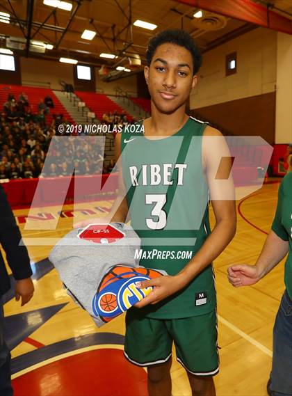Thumbnail 3 in Providence vs. Ribet Academy (CIF SS D4A Finals) photogallery.