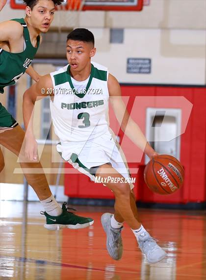 Thumbnail 3 in Providence vs. Ribet Academy (CIF SS D4A Finals) photogallery.