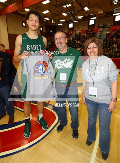 Thumbnail 3 in Providence vs. Ribet Academy (CIF SS D4A Finals) photogallery.