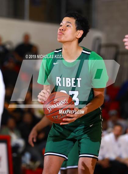 Thumbnail 3 in Providence vs. Ribet Academy (CIF SS D4A Finals) photogallery.