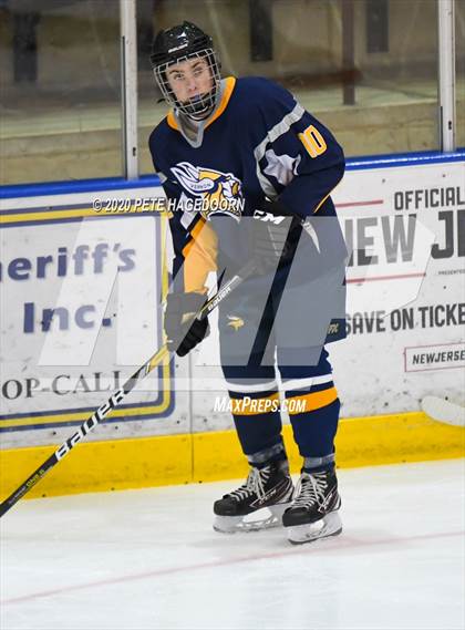Thumbnail 1 in Vernon @ Roxbury (Halvorsen Cup Semifinal) photogallery.