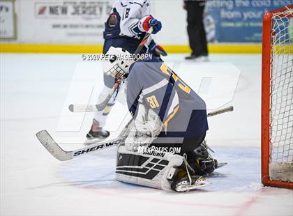 Thumbnail 1 in Vernon @ Roxbury (Halvorsen Cup Semifinal) photogallery.