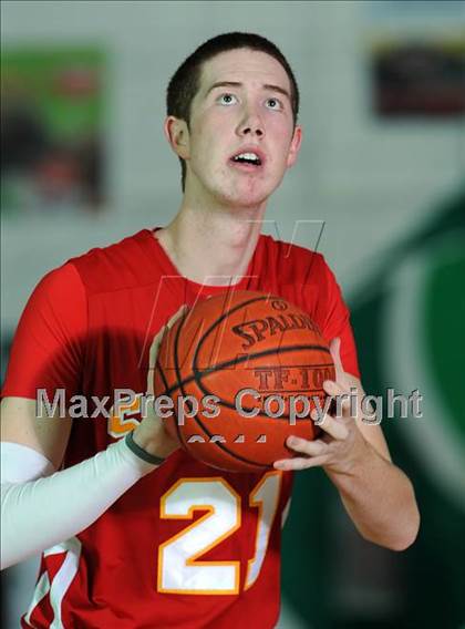 Thumbnail 3 in Paraclete vs. Highland photogallery.