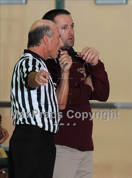 Thumbnail 1 in Paraclete vs. Highland photogallery.