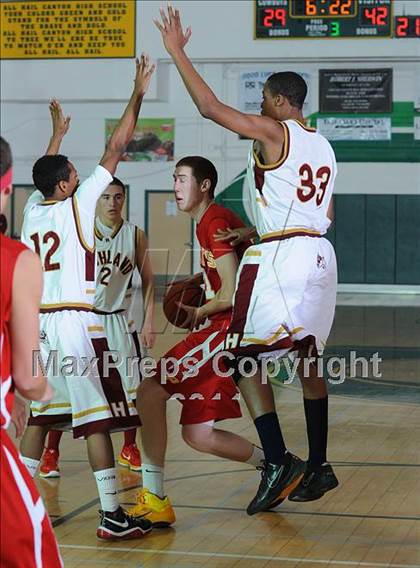 Thumbnail 2 in Paraclete vs. Highland photogallery.