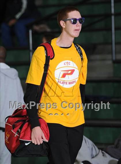 Thumbnail 2 in Paraclete vs. Highland photogallery.