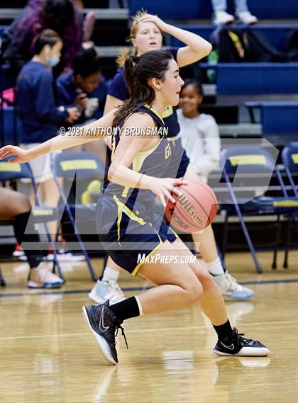 Thumbnail 3 in Gregori vs. Florin (Rosemont Tournament) photogallery.