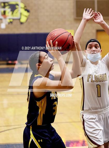 Thumbnail 2 in Gregori vs. Florin (Rosemont Tournament) photogallery.