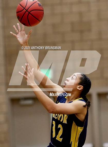 Thumbnail 1 in Gregori vs. Florin (Rosemont Tournament) photogallery.