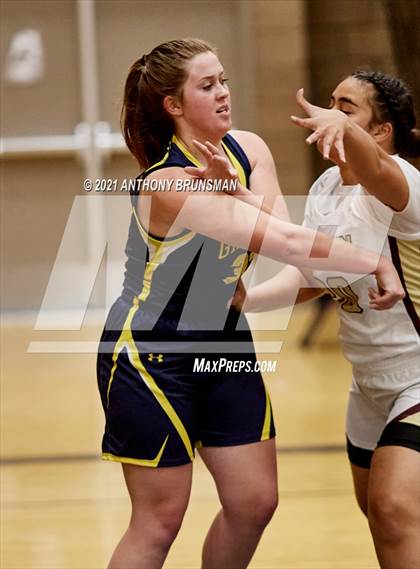 Thumbnail 2 in Gregori vs. Florin (Rosemont Tournament) photogallery.