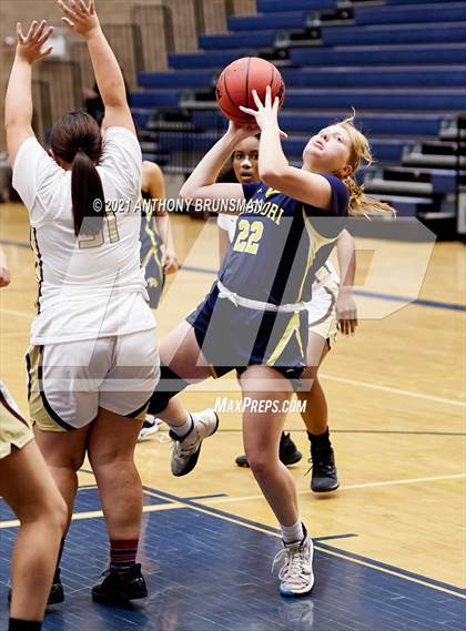 Thumbnail 2 in Gregori vs. Florin (Rosemont Tournament) photogallery.