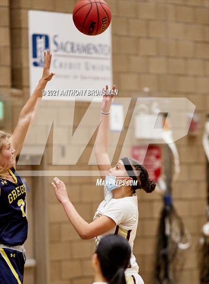 Thumbnail 2 in Gregori vs. Florin (Rosemont Tournament) photogallery.