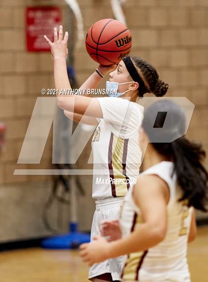 Thumbnail 1 in Gregori vs. Florin (Rosemont Tournament) photogallery.