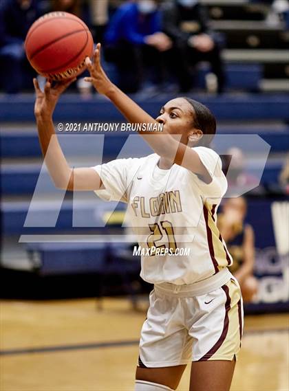 Thumbnail 1 in Gregori vs. Florin (Rosemont Tournament) photogallery.
