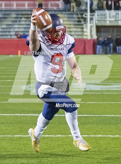 Thumbnail 1 in Babylon vs. Miller Place (Section XI Division IV Finals) photogallery.