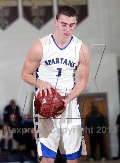 Thumbnail 3 in Hempfield Area vs. Fox Chapel photogallery.