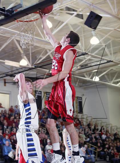 Thumbnail 3 in Hempfield Area vs. Fox Chapel photogallery.
