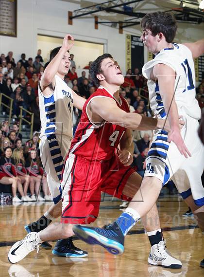 Thumbnail 2 in Hempfield Area vs. Fox Chapel photogallery.