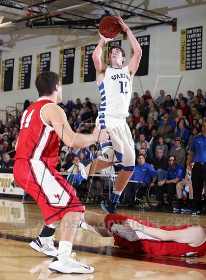 Thumbnail 2 in Hempfield Area vs. Fox Chapel photogallery.