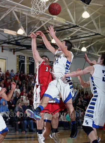 Thumbnail 2 in Hempfield Area vs. Fox Chapel photogallery.