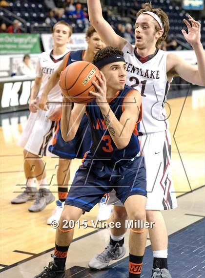 Thumbnail 3 in Lakes vs. Kentlake photogallery.