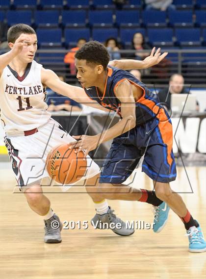 Thumbnail 3 in Lakes vs. Kentlake photogallery.