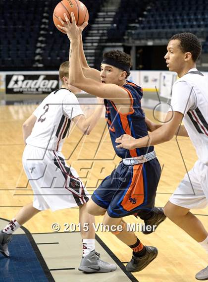 Thumbnail 2 in Lakes vs. Kentlake photogallery.