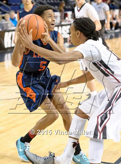 Thumbnail 2 in Lakes vs. Kentlake photogallery.