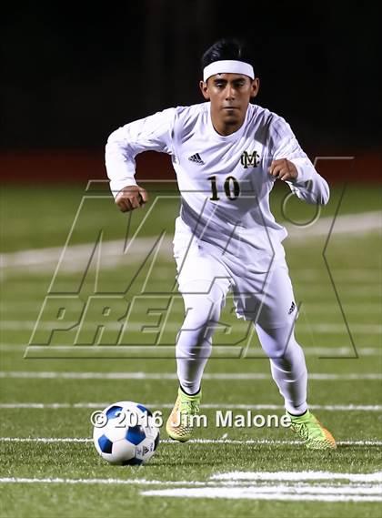 Thumbnail 2 in American @ Moreau Catholic photogallery.