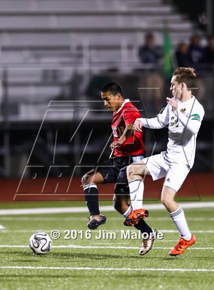 Thumbnail 2 in American @ Moreau Catholic photogallery.