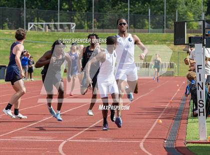 Thumbnail 1 in NCISAA D1 State Championships photogallery.