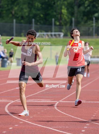 Thumbnail 1 in NCISAA D1 State Championships photogallery.