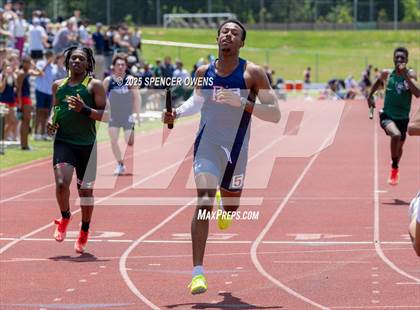 Thumbnail 2 in NCISAA D1 State Championships photogallery.