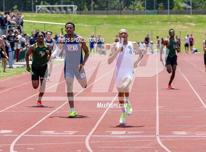 Thumbnail 2 in NCISAA D1 State Championships photogallery.