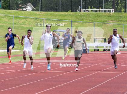 Thumbnail 2 in NCISAA D1 State Championships photogallery.