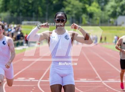 Thumbnail 2 in NCISAA D1 State Championships photogallery.