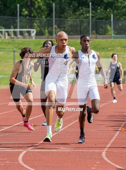 Thumbnail 1 in NCISAA D1 State Championships photogallery.