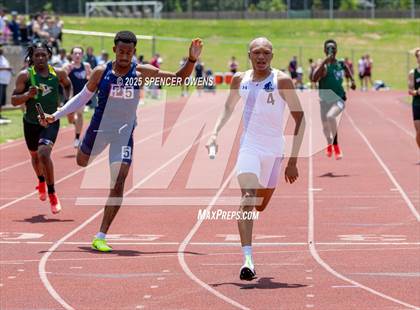 Thumbnail 2 in NCISAA D1 State Championships photogallery.