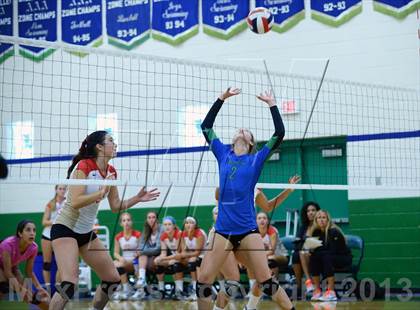 Thumbnail 2 in Cathedral Catholic vs. Branson (Durango Fall Classic) photogallery.